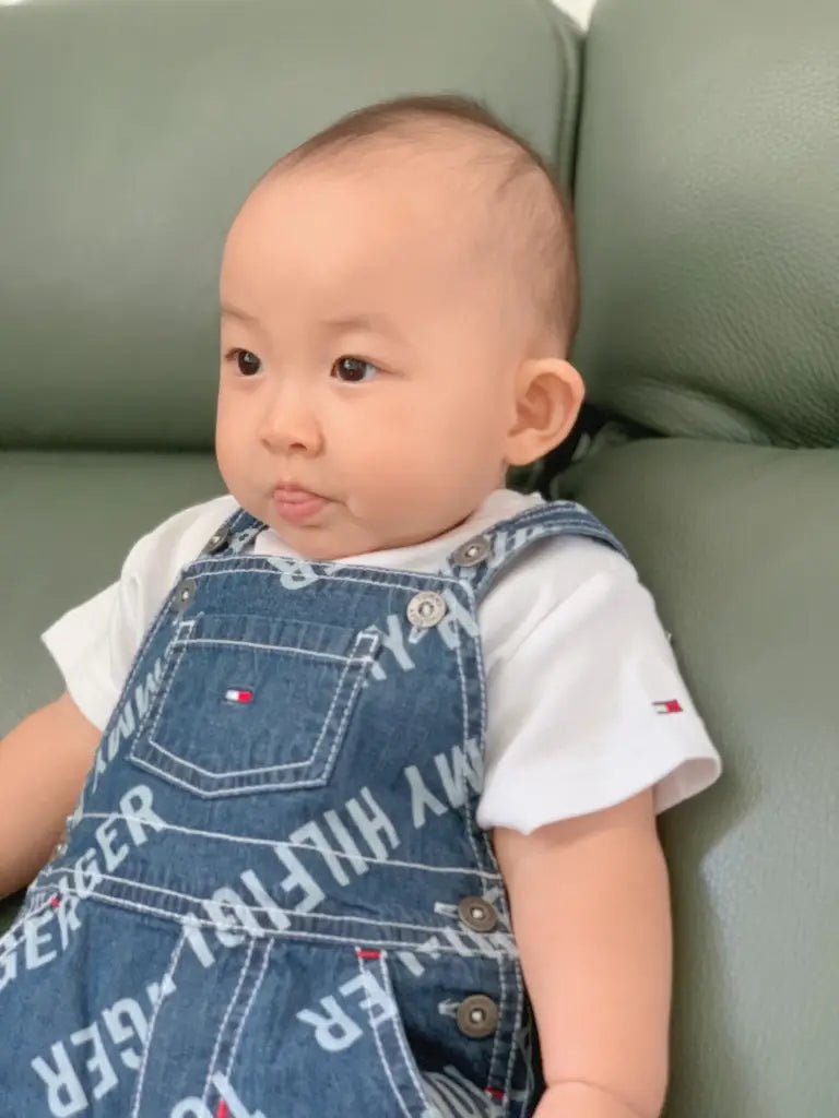 現貨｜Tommy Hilfiger Baby Boys' 2pcs Shortall - Denim/White