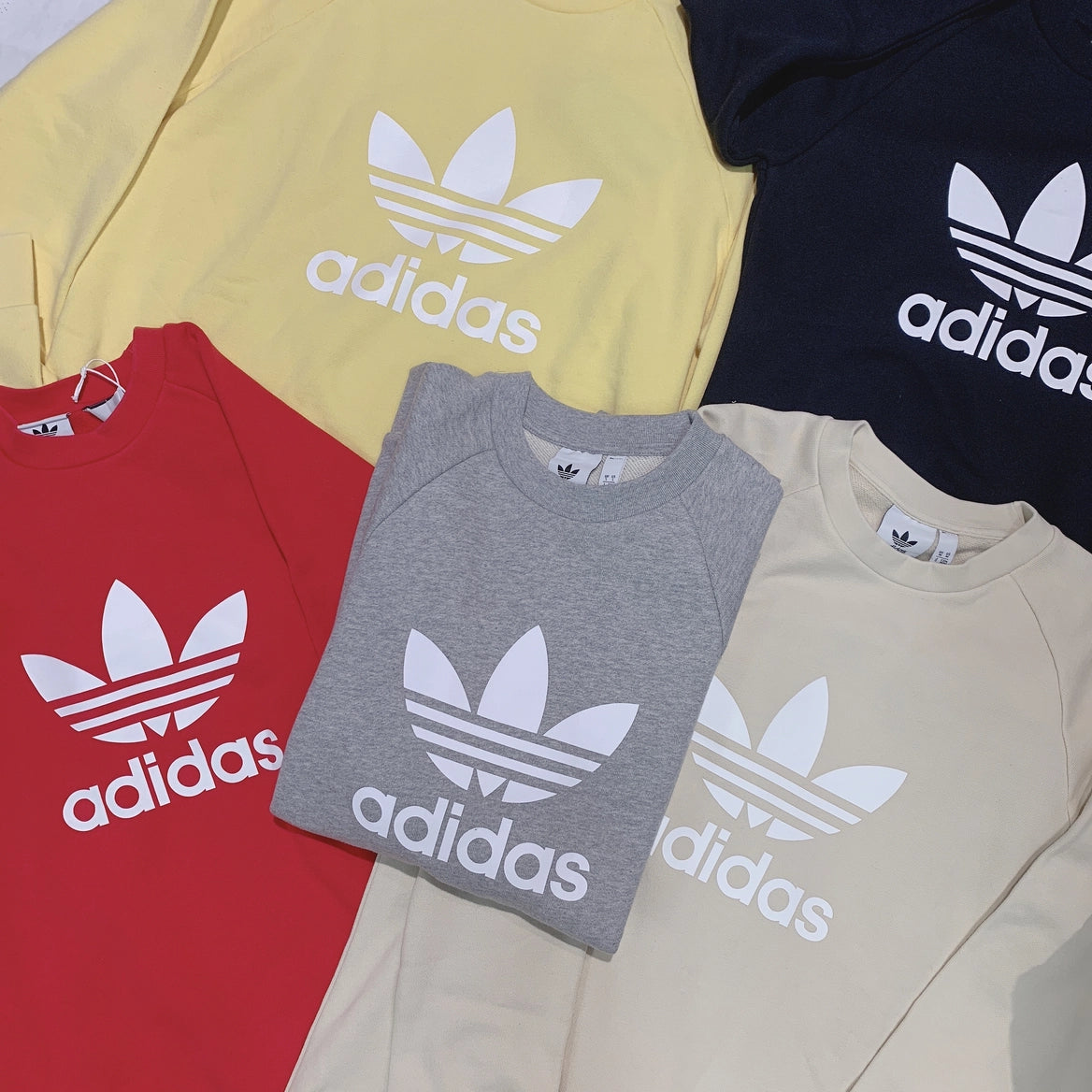 ADIDAS ORIGINAl TREFOIL SWEATSHIRT