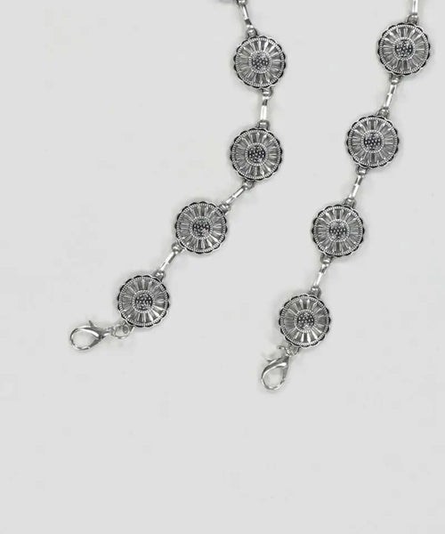 Concho Mobile Chain Strap
