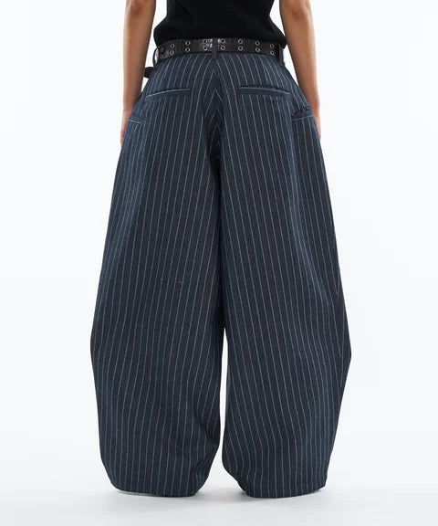 日本WFE CROSS TUCK BAGGY PANTS