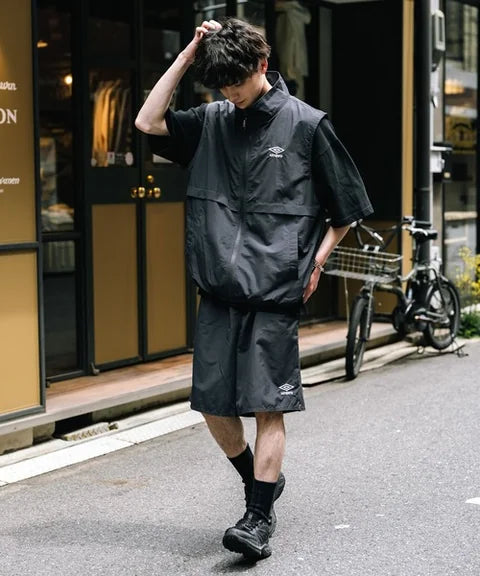 Umbro 別注 速乾刺繡短褲