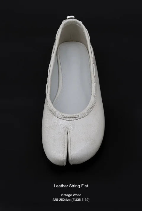 ()PAES Leather String Flat