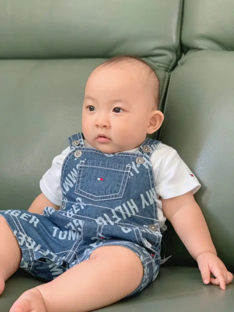 現貨｜Tommy Hilfiger Baby Boys' 2pcs Shortall - Denim/White
