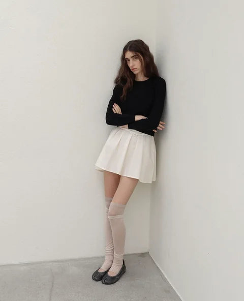 ()PAES Leather String Flat