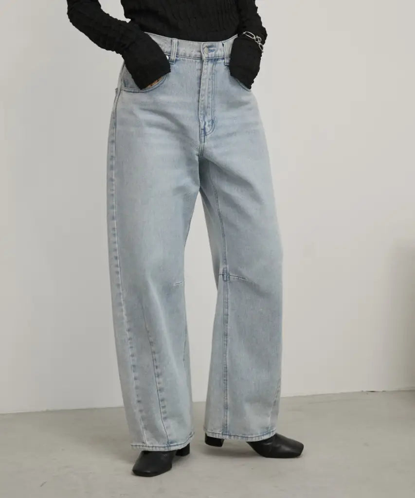 日本 靚cut Barrel Leg Jeans