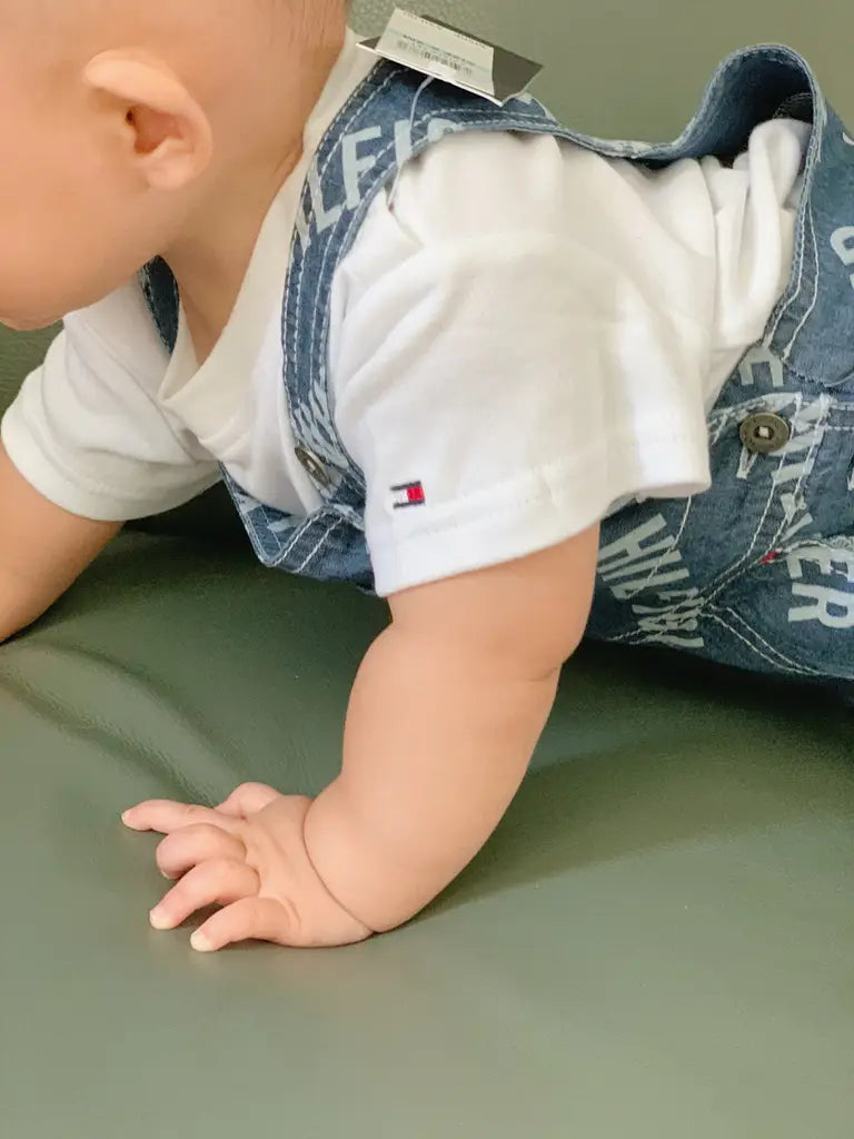 現貨｜Tommy Hilfiger Baby Boys' 2pcs Shortall - Denim/White