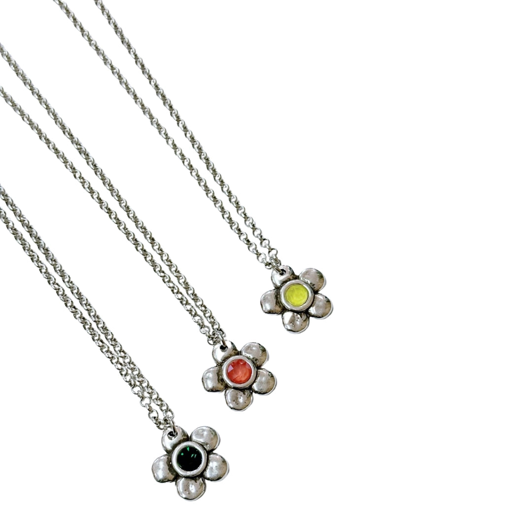 Otro Accesorio - Cute Flower Color Stone Necklace