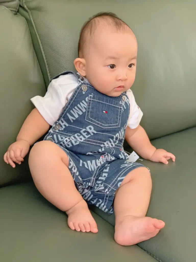 現貨｜Tommy Hilfiger Baby Boys' 2pcs Shortall - Denim/White