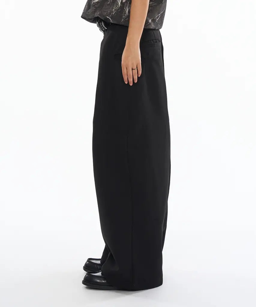 日本WFE CROSS TUCK BAGGY PANTS